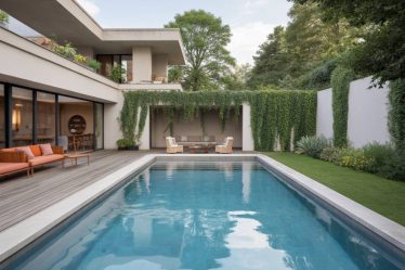 Piscine intérieure vs piscine extérieure : comment choisir celle qui convient le mieux à votre projet ?